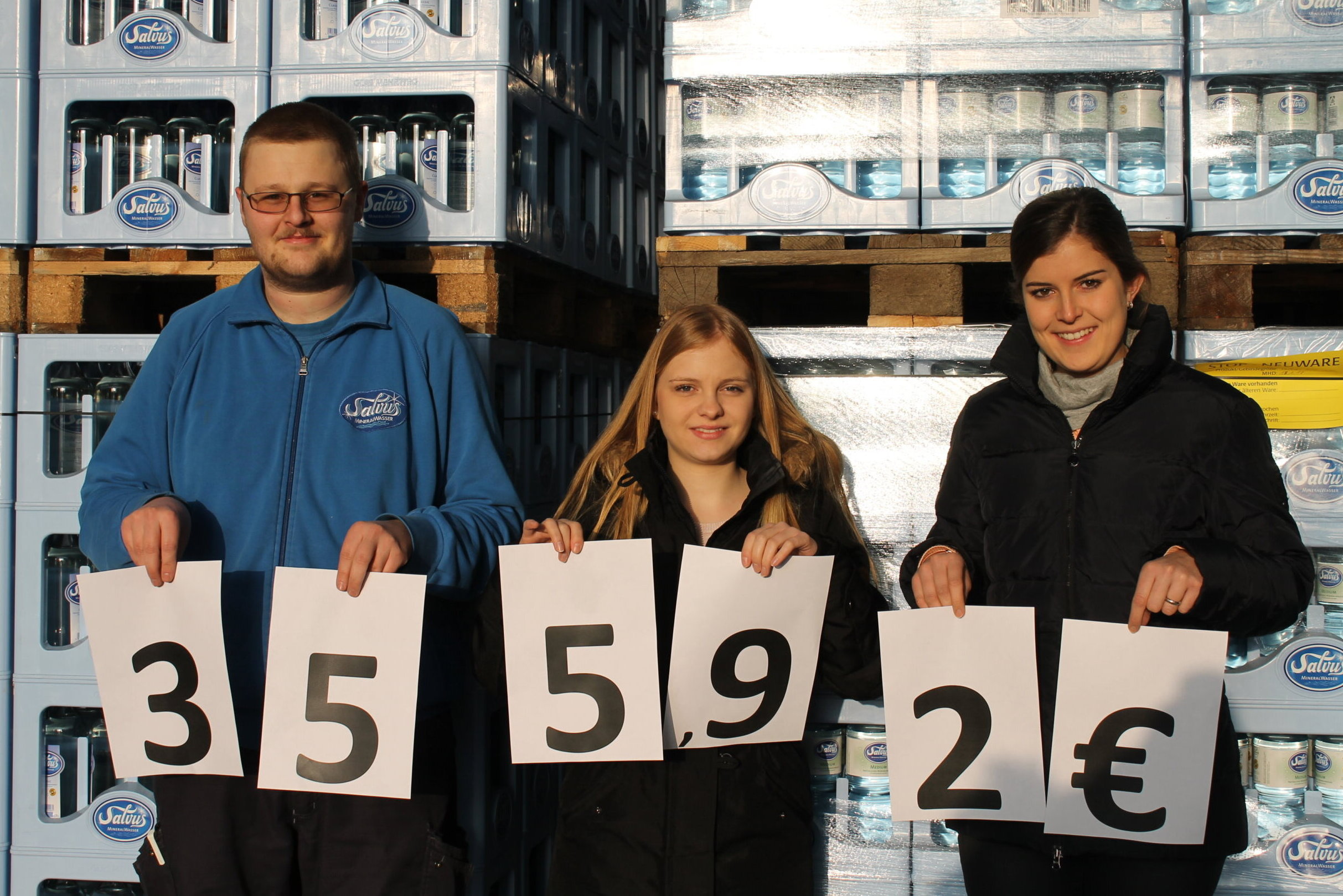 Darstellung des Spendenbetrags von 355,92 €, der bei der Spendenaktion der Salvus-Mitarbeitenden für das Haus Hannah zusammen kam.