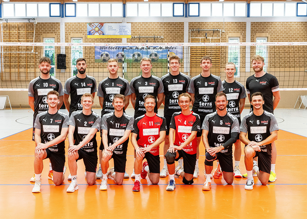 Das Mannschaftsbild der Volleyballer von den Tebu Volleys.